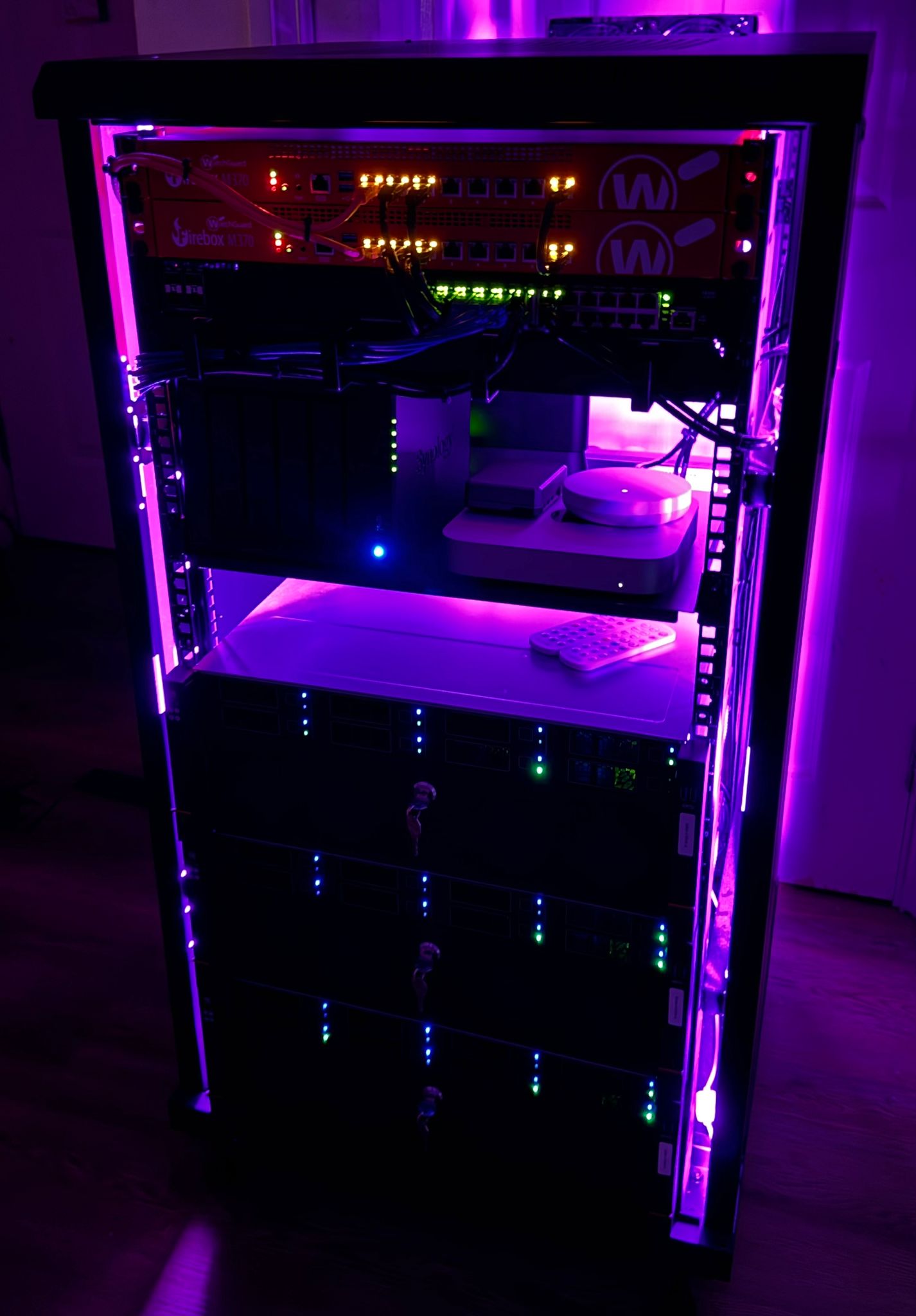 WBLV Private Cloud Lab — full rack powered on